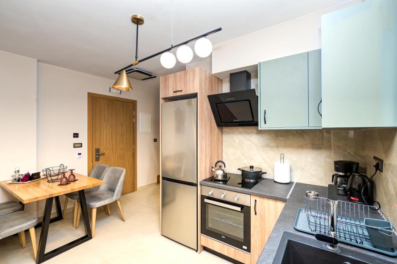 Sapphire Horizon Suites Kíssamos Eksteriør billede