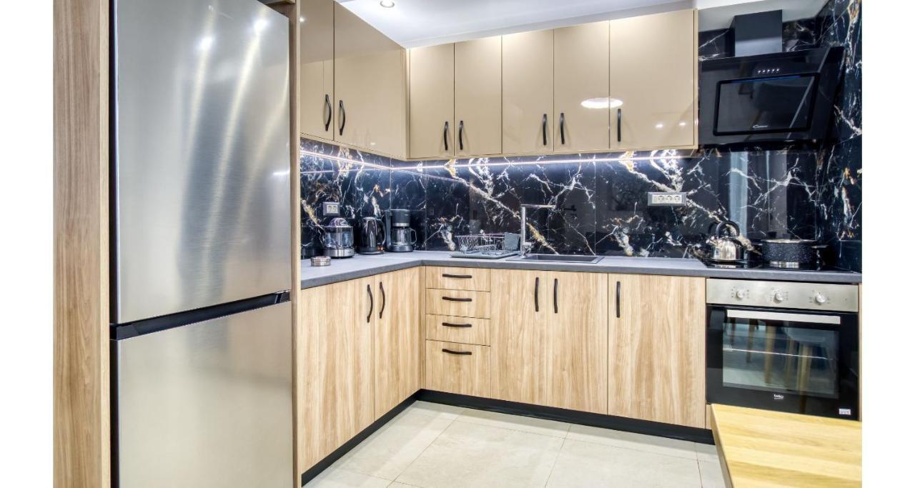 Sapphire Horizon Suites Kíssamos Eksteriør billede