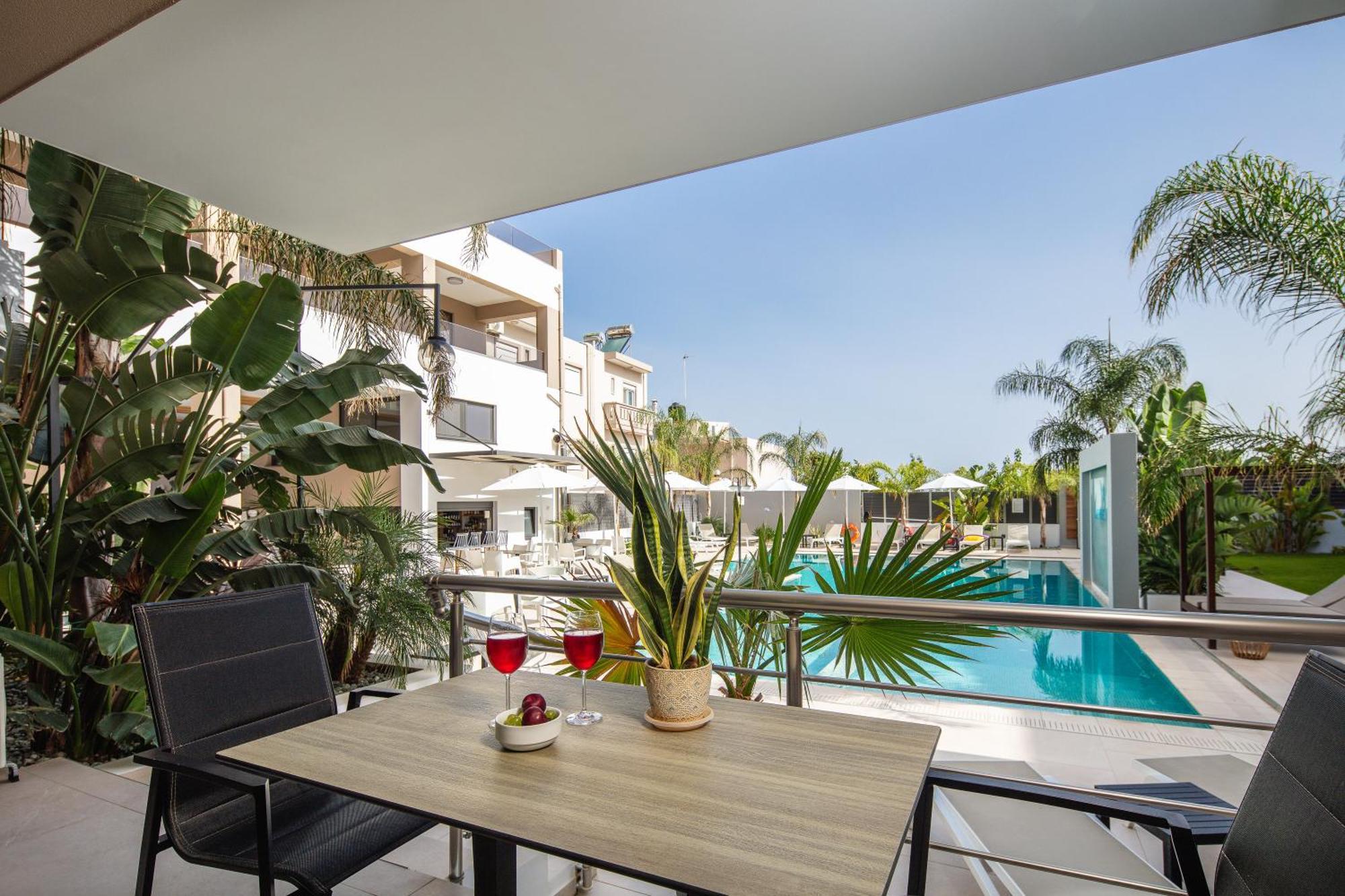 Sapphire Horizon Suites Kíssamos Eksteriør billede
