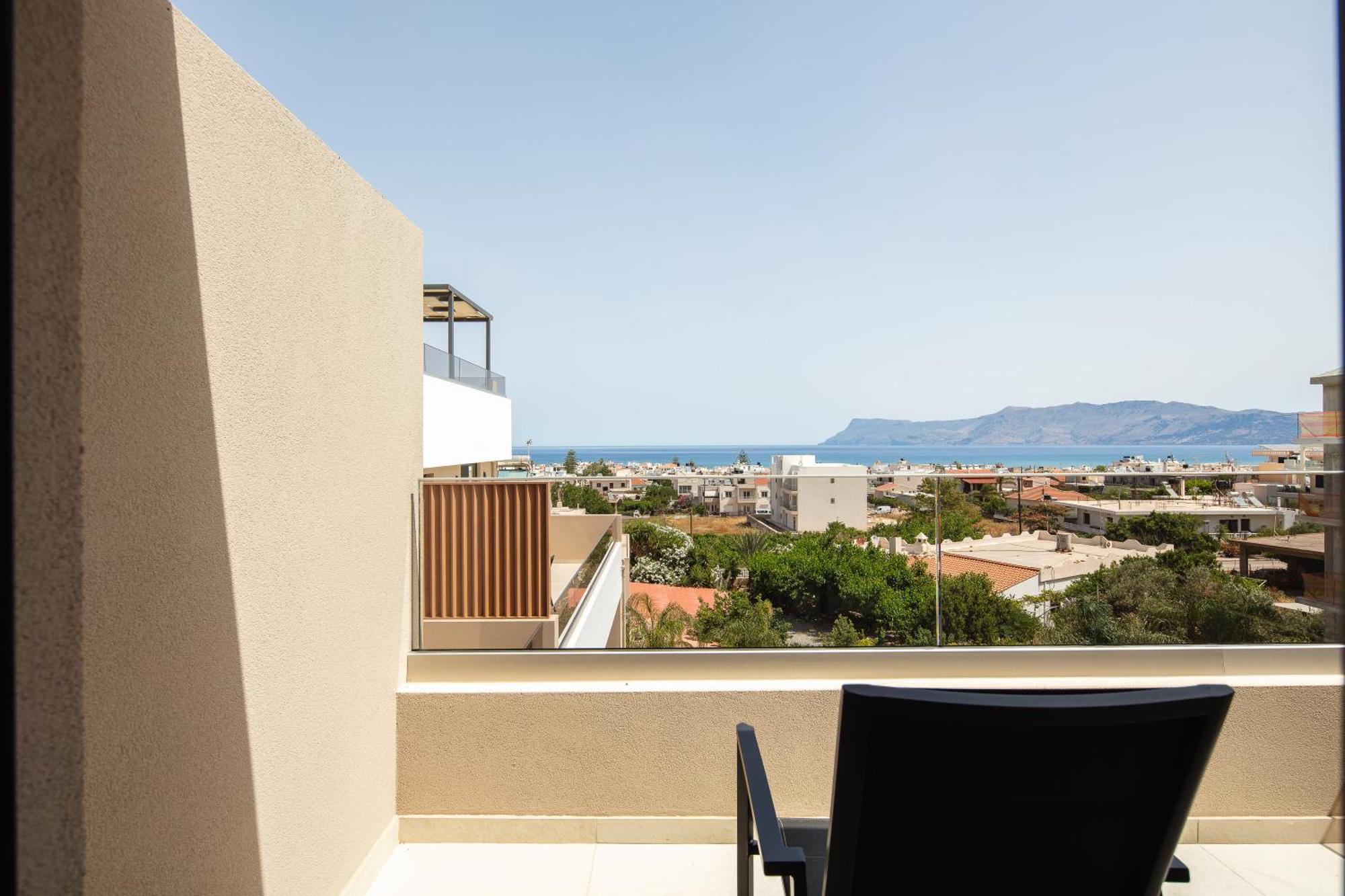 Sapphire Horizon Suites Kíssamos Eksteriør billede